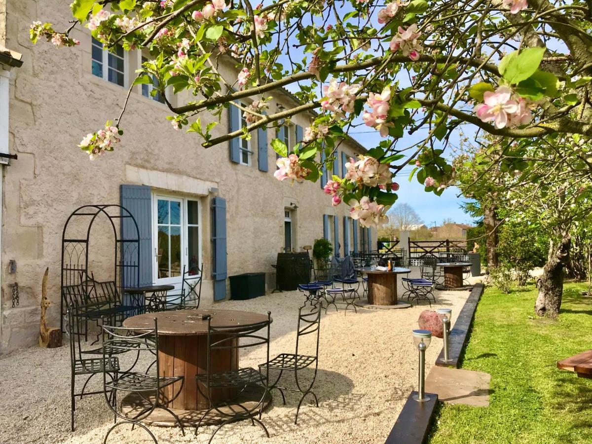 Le Relais D'Aulnay Bed & Breakfast Aulnay  Luaran gambar